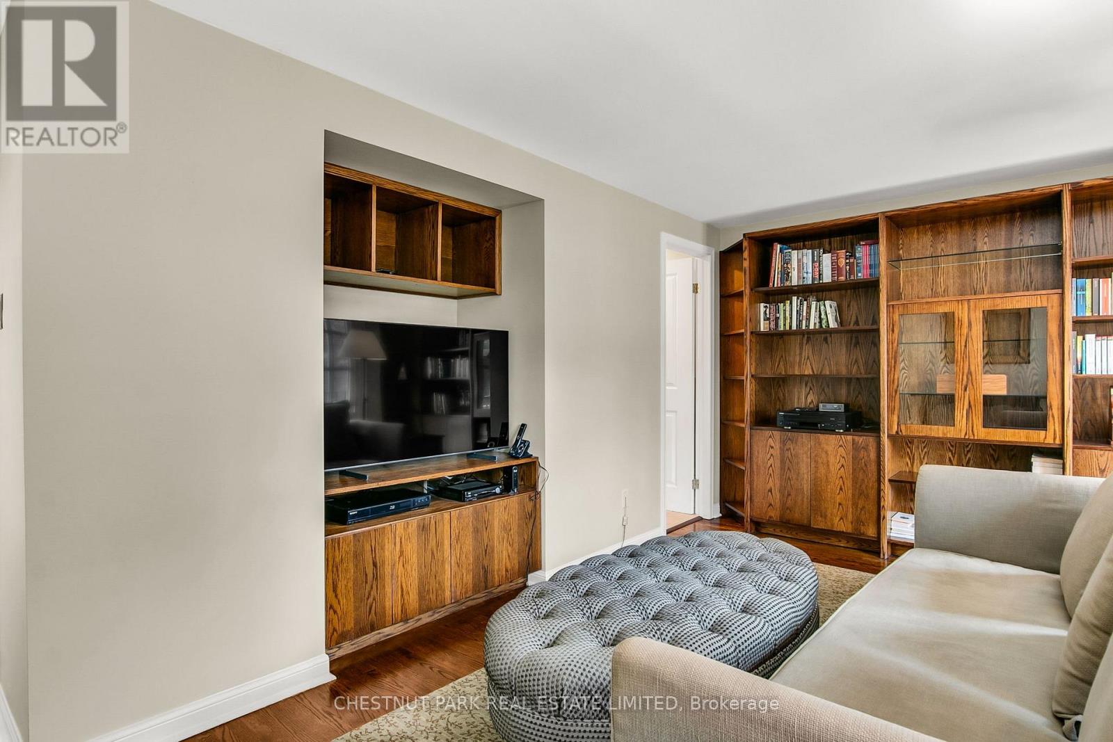 52 Maple Avenue, Toronto, Ontario  M4W 2T7 - Photo 26 - C13141810