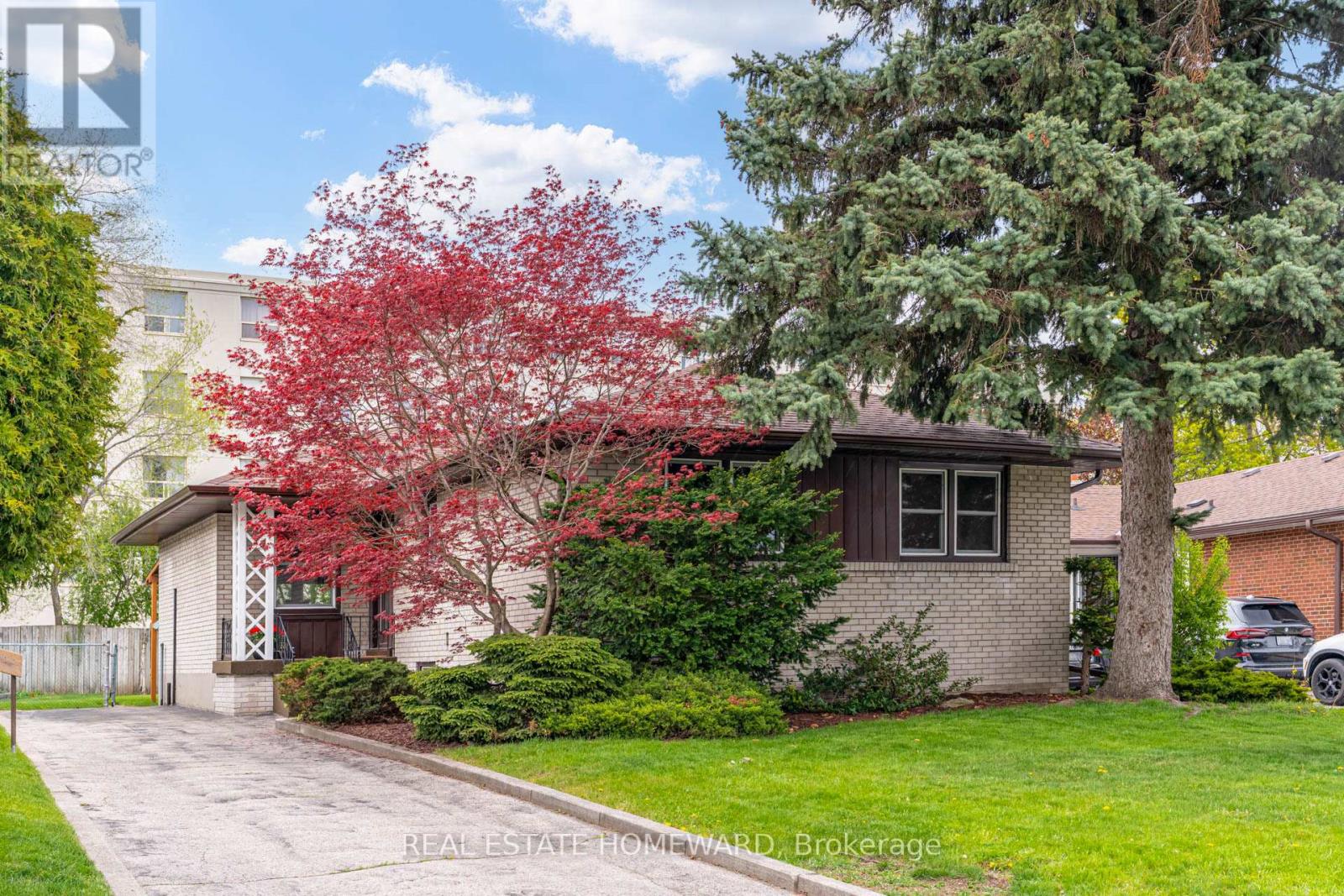 36 HESKETH COURT, Toronto, Ontario