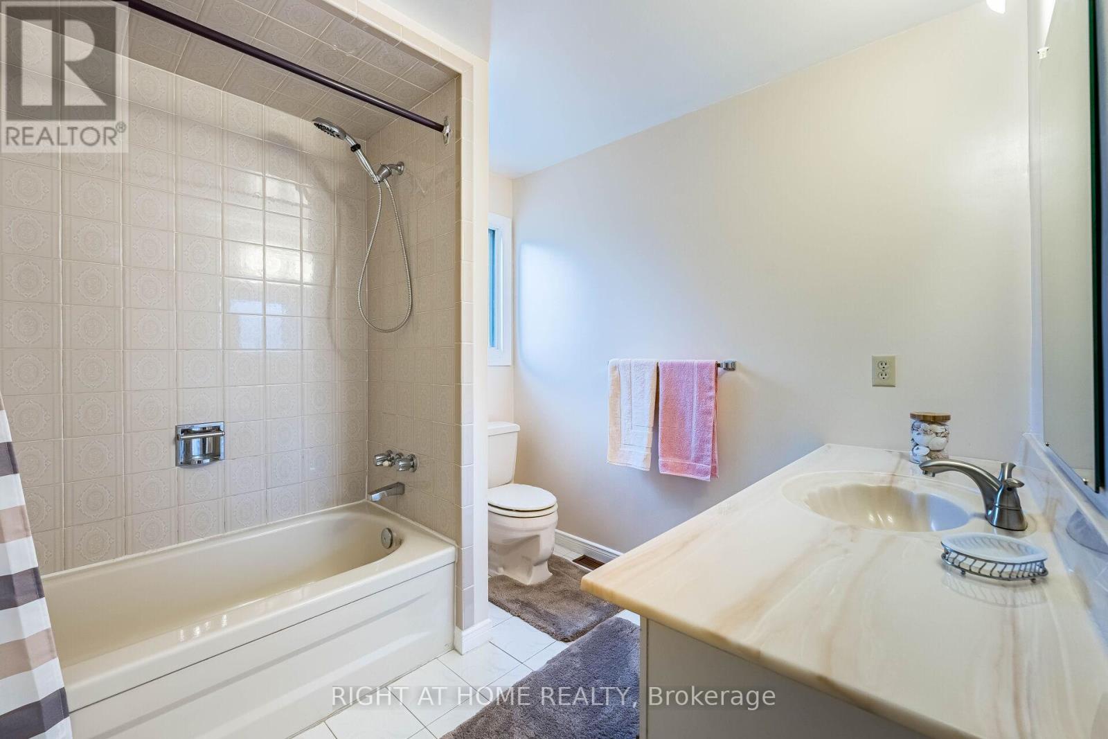 141 Dollery Court, Toronto, Ontario  M2R 3N9 - Photo 23 - C13141862
