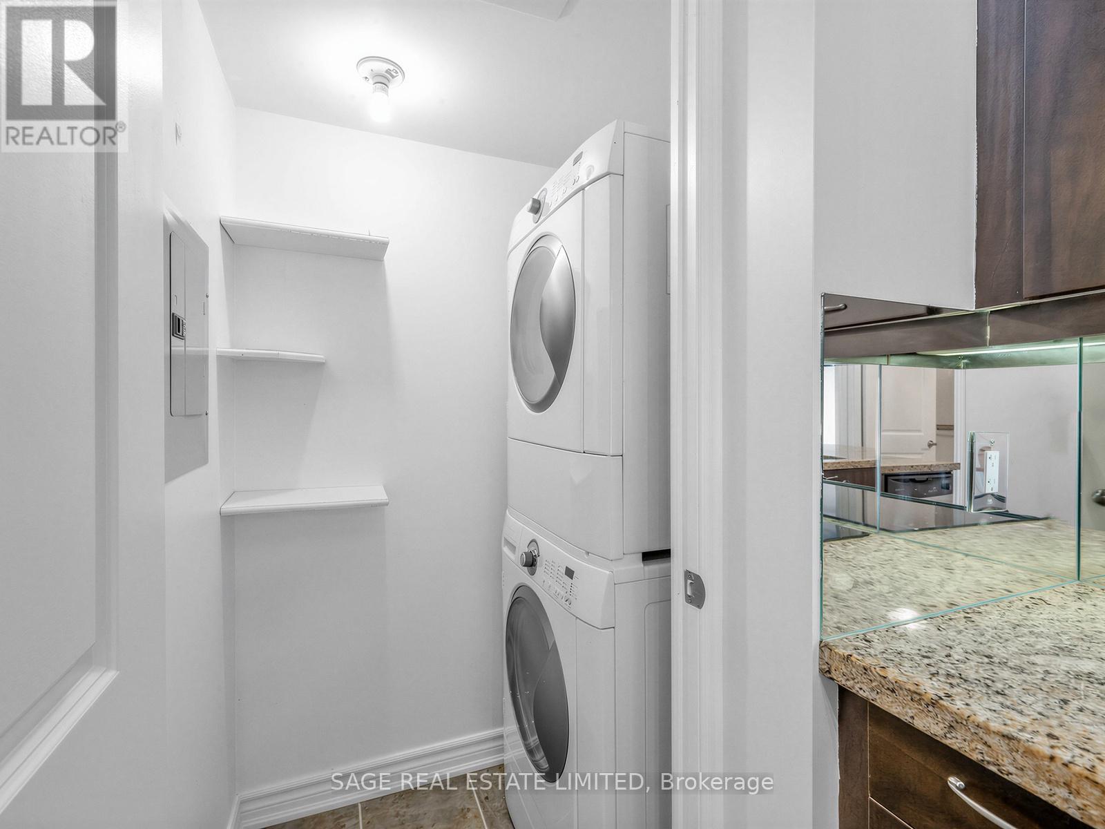 315 - 308 Palmerston Avenue, Toronto, Ontario M6J 3X9 - Photo 11 - C13141900