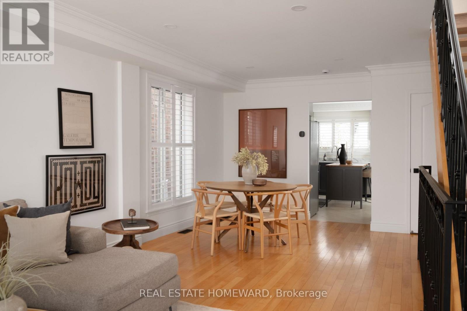 22 Kimbourne Avenue, Toronto, Ontario  M4J 4J2 - Photo 7 - E13141908