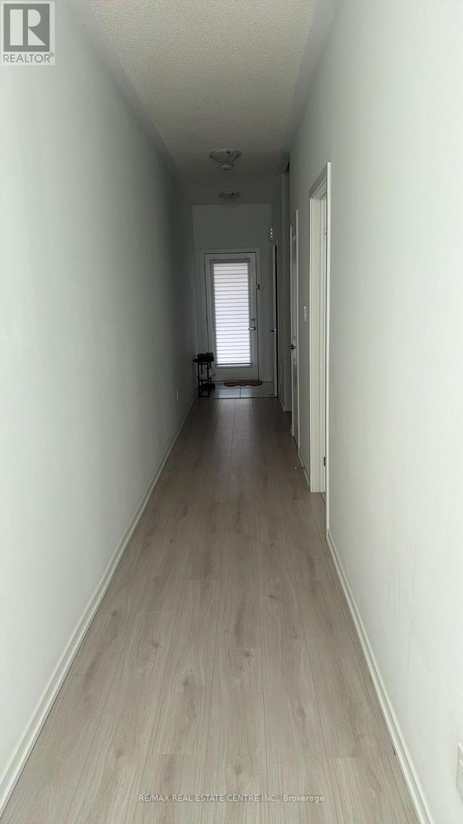 195 Monarch Avenue, Ajax, Ontario  L1S 7M3 - Photo 2 - E13141932