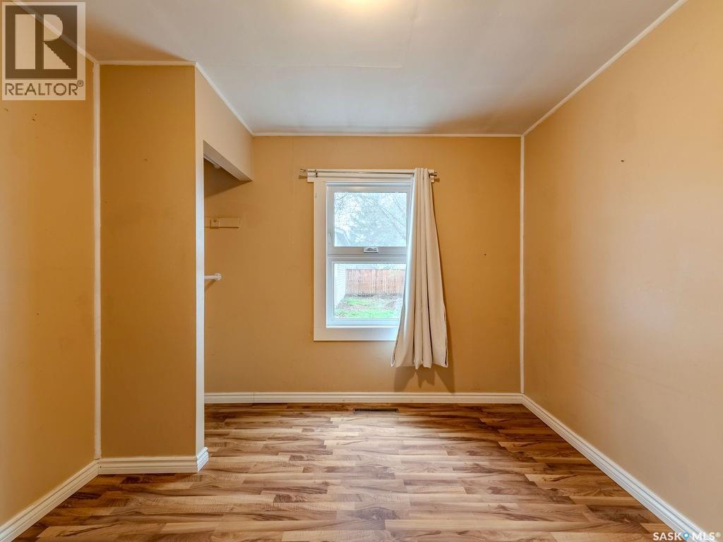 9 Minto Place, Saskatoon, Saskatchewan  S7L 1C4 - Photo 15 - SK036353