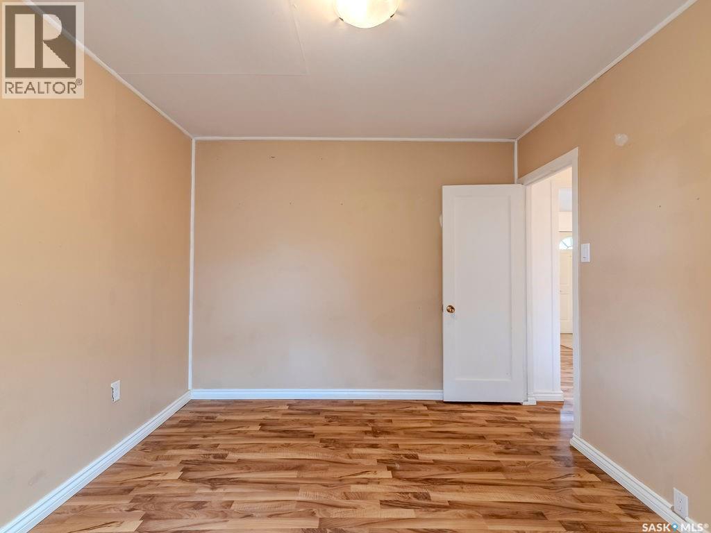 9 Minto Place, Saskatoon, Saskatchewan  S7L 1C4 - Photo 17 - SK036353