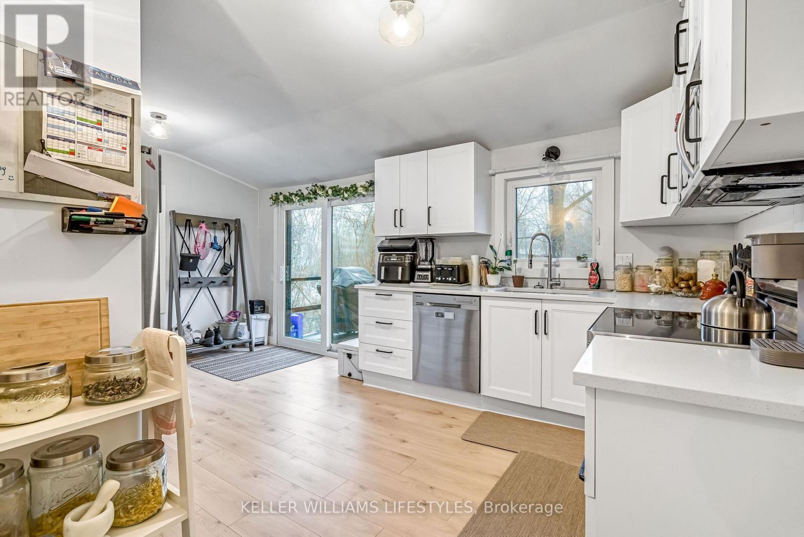 2 OPECHEE STREET, St. Thomas, Ontario
