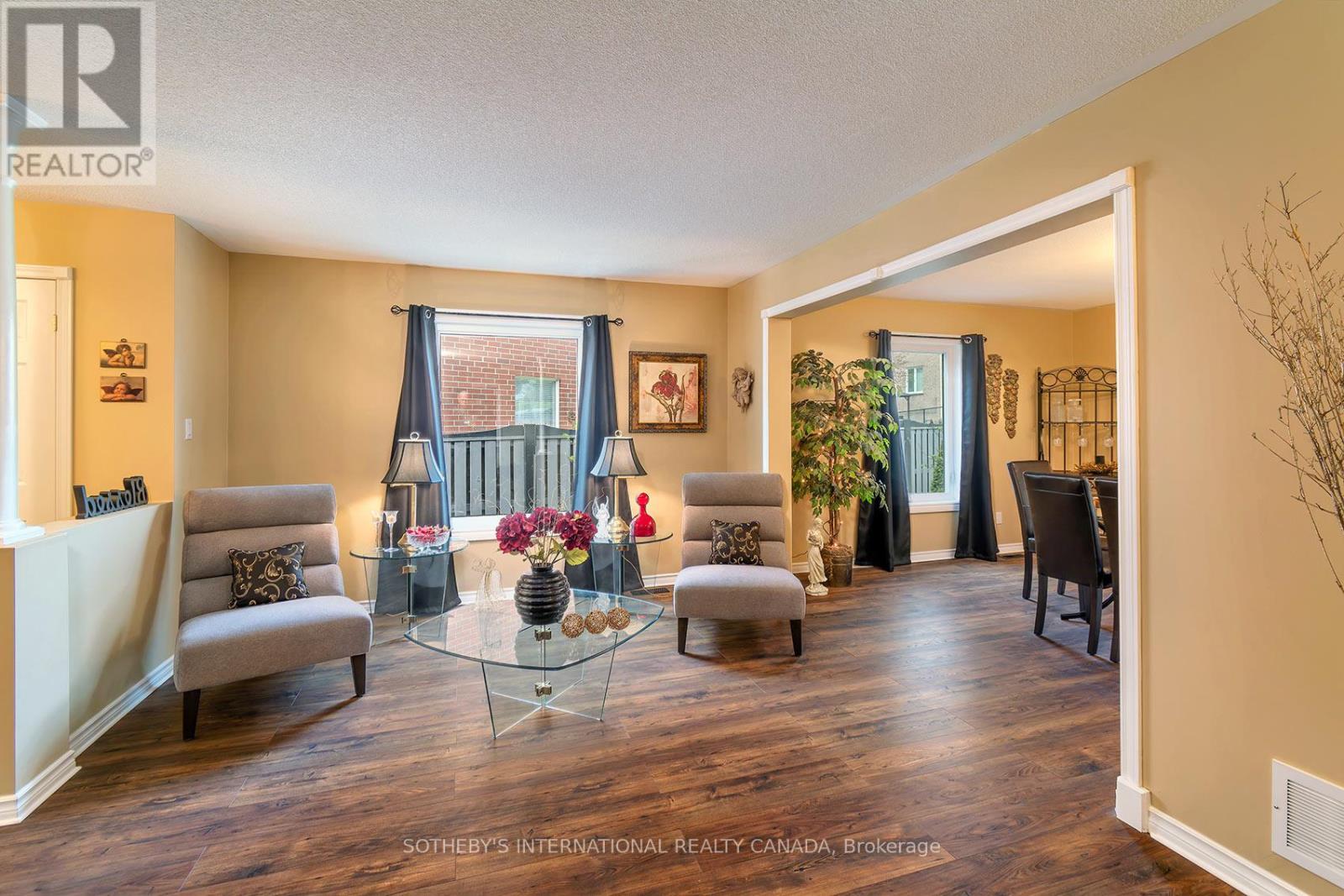 52 Monteith Crescent, Vaughan, Ontario  L6A 3M9 - Photo 13 - N13141904