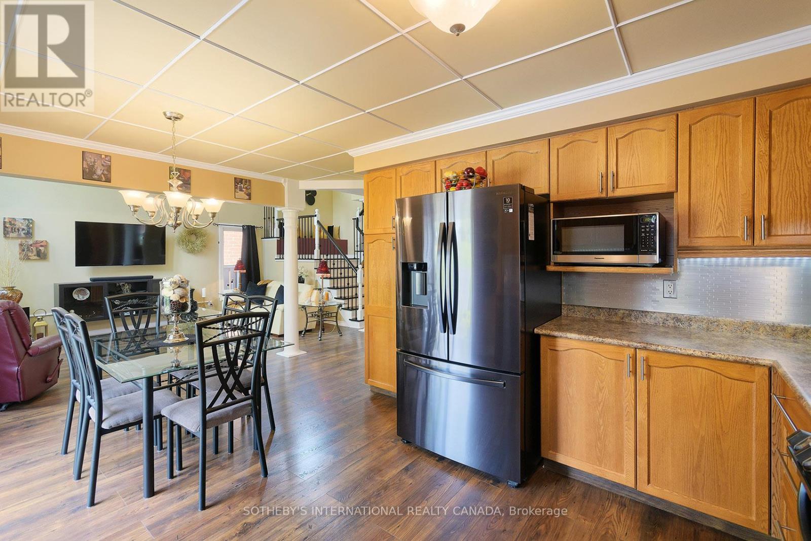 52 Monteith Crescent, Vaughan, Ontario  L6A 3M9 - Photo 9 - N13141904