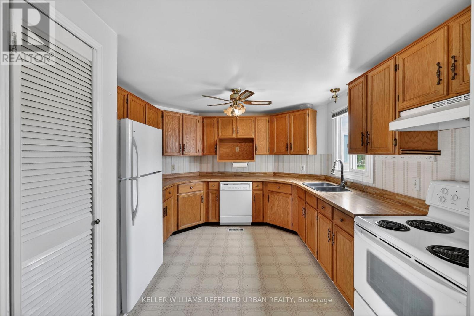 4 Terra Nova Arm, Innisfil, Ontario  L9S 1S1 - Photo 14 - N13141914