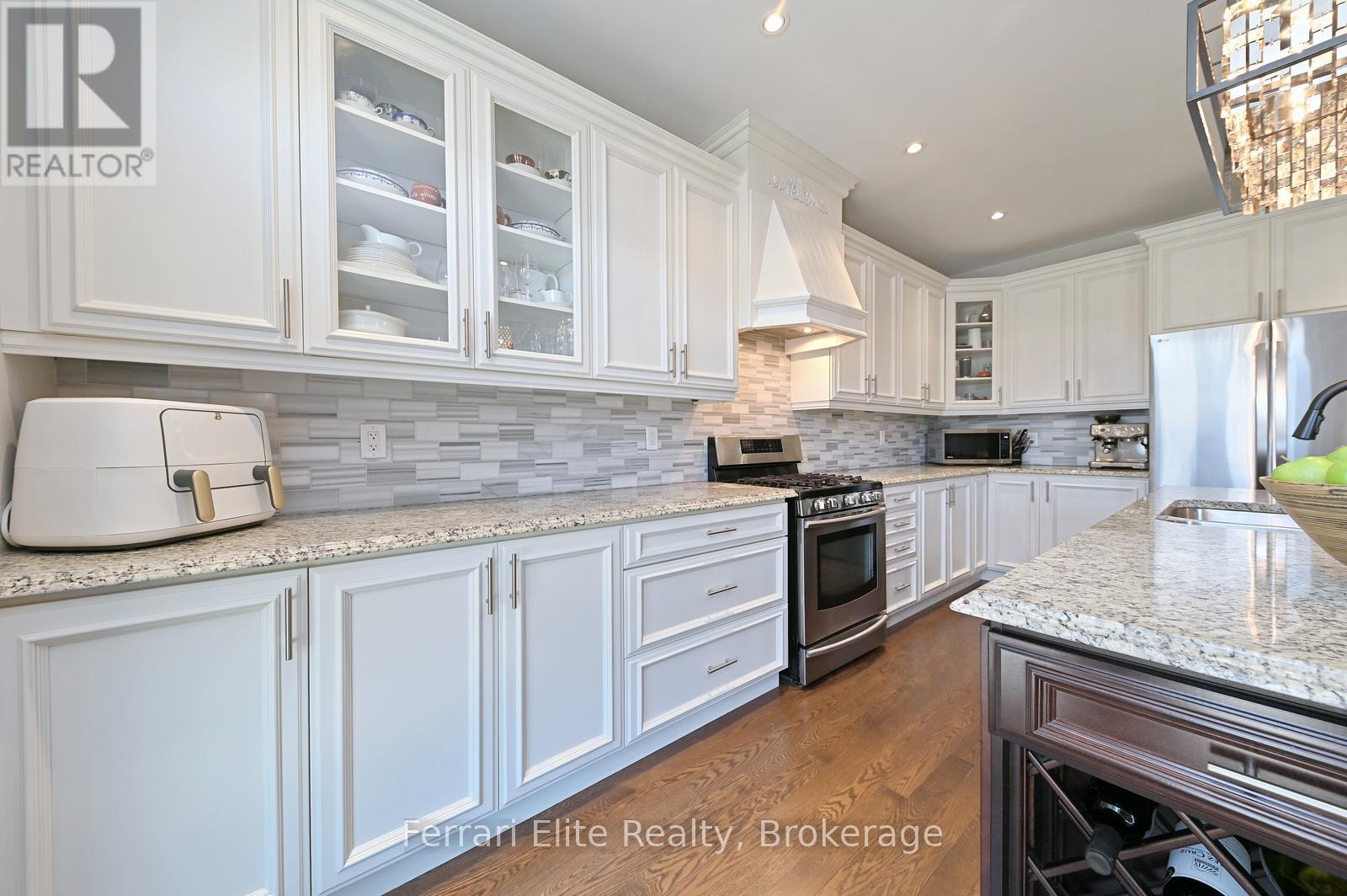 32 Copeland Crescent, Innisfil (Cookstown), Ontario  L0L 1L0 - Photo 14 - N13141916