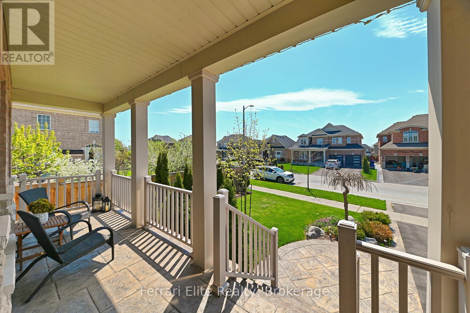 32 Copeland Crescent, Innisfil (Cookstown), Ontario  L0L 1L0 - Photo 3 - N13141916