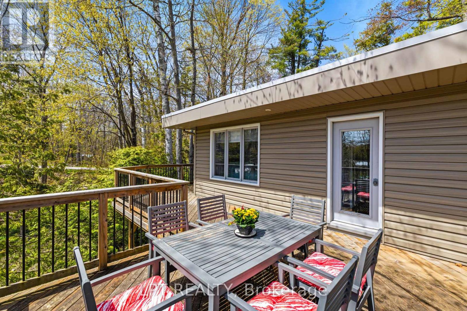 125 Sibbald Crescent, Georgina, Ontario L0E 1R0 - Photo 11 - N13141926
