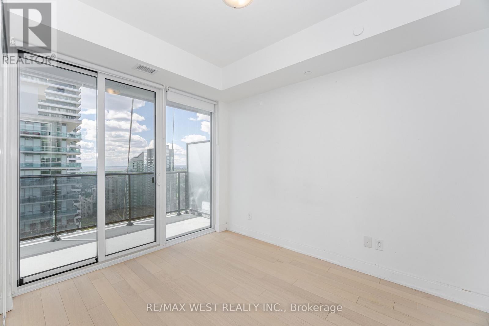 4007 - 70 Annie Craig Drive, Toronto, Ontario  M8V 0G2 - Photo 12 - W12790330