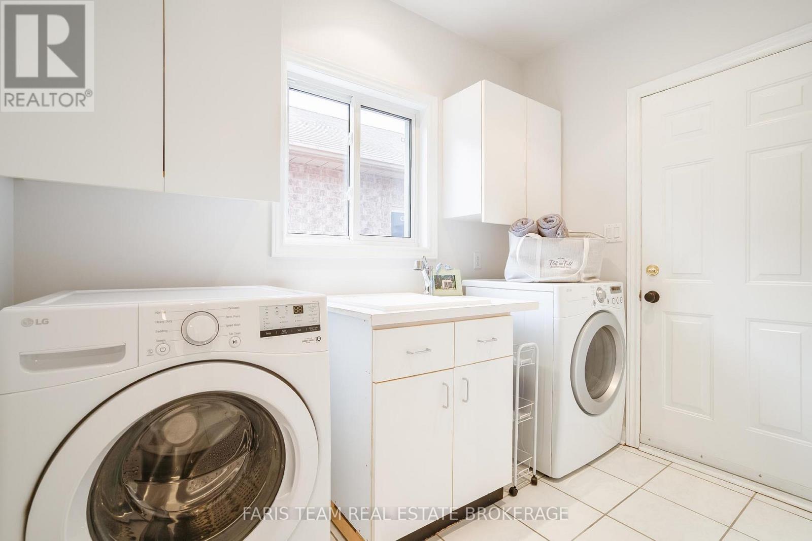 14 Bluewater Trail, Barrie (Bayshore), Ontario  L4N 0G8 - Photo 20 - S13141806