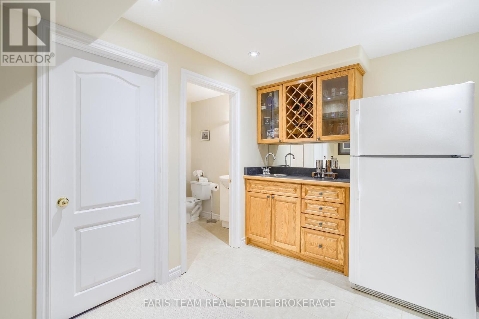 14 Bluewater Trail, Barrie (Bayshore), Ontario  L4N 0G8 - Photo 34 - S13141806