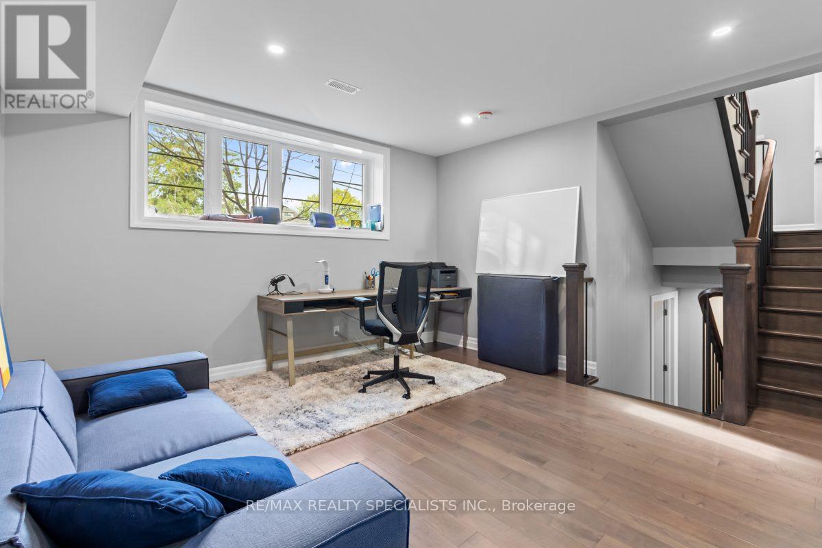 1076 7th Avenue, Hanover, Ontario N4N 2K1 - Photo 36 - X13112216