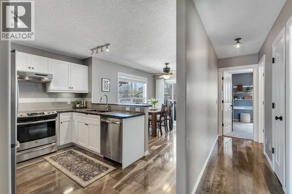 952 Silver Creek Drive NW, Airdrie, Alberta  T4B 2R6 - Photo 7 - A2309128