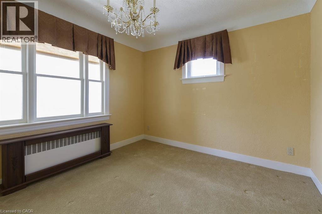 248 Wallace Avenue S, Welland, Ontario  L3B 1R6 - Photo 9 - 40827421