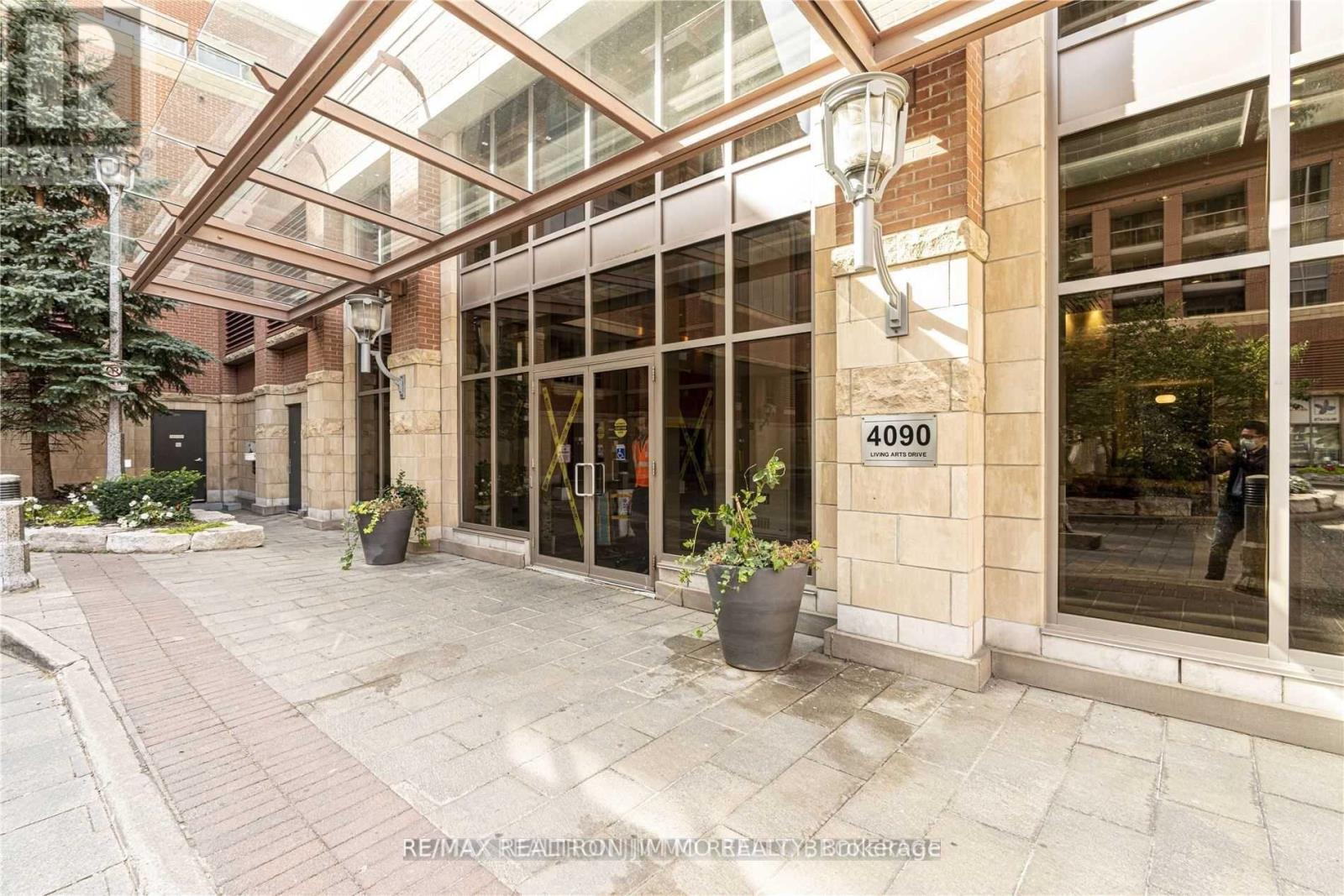 2212 - 4090 Living Arts Drive, Mississauga, Ontario  L5B 4M8 - Photo 11 - W13141822
