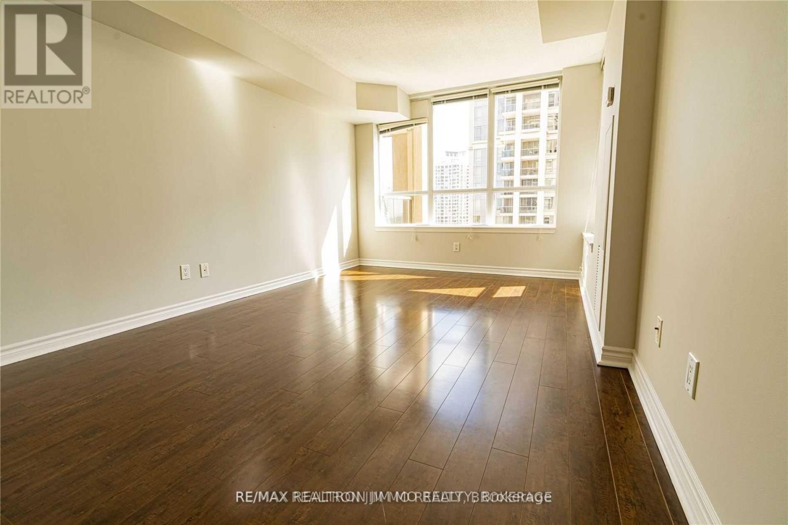 2212 - 4090 Living Arts Drive, Mississauga, Ontario  L5B 4M8 - Photo 6 - W13141822