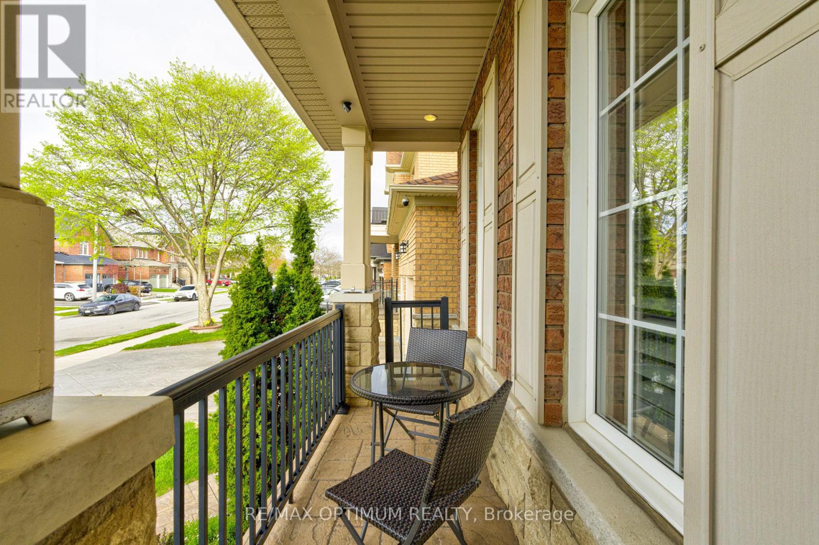 30 Sorbonne Drive, Brampton, Ontario  L6P 1Z3 - Photo 4 - W13141870