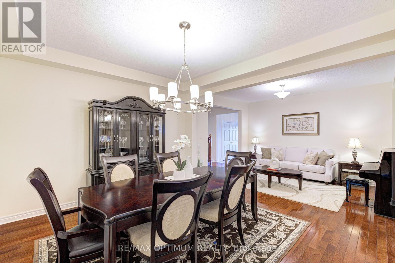 30 Sorbonne Drive, Brampton, Ontario  L6P 1Z3 - Photo 9 - W13141870
