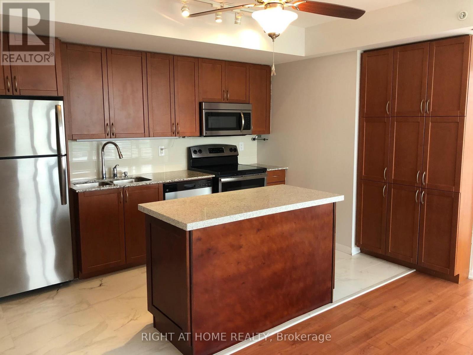 645 - 830 Lawrence Avenue W, Toronto, Ontario  M6A 0B6 - Photo 8 - W13141890