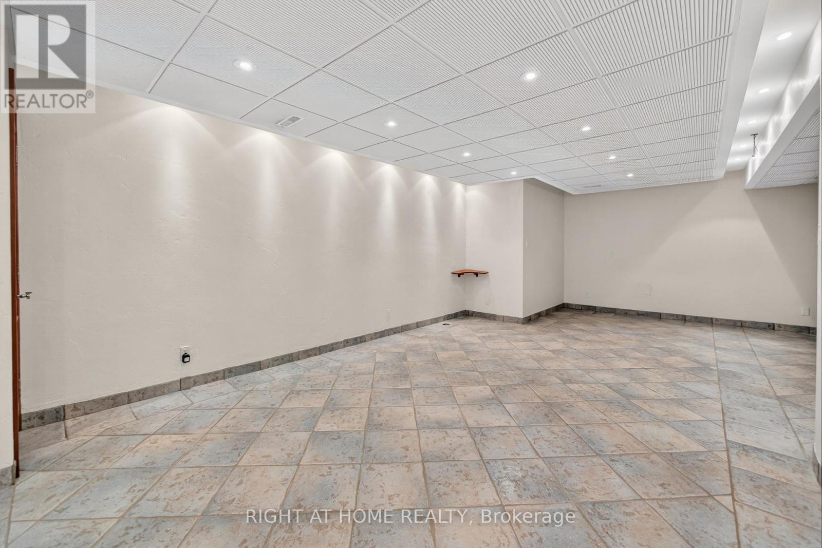 20 Pine Ridge Lane, Brampton, Ontario  L6W 1G6 - Photo 35 - W13141910
