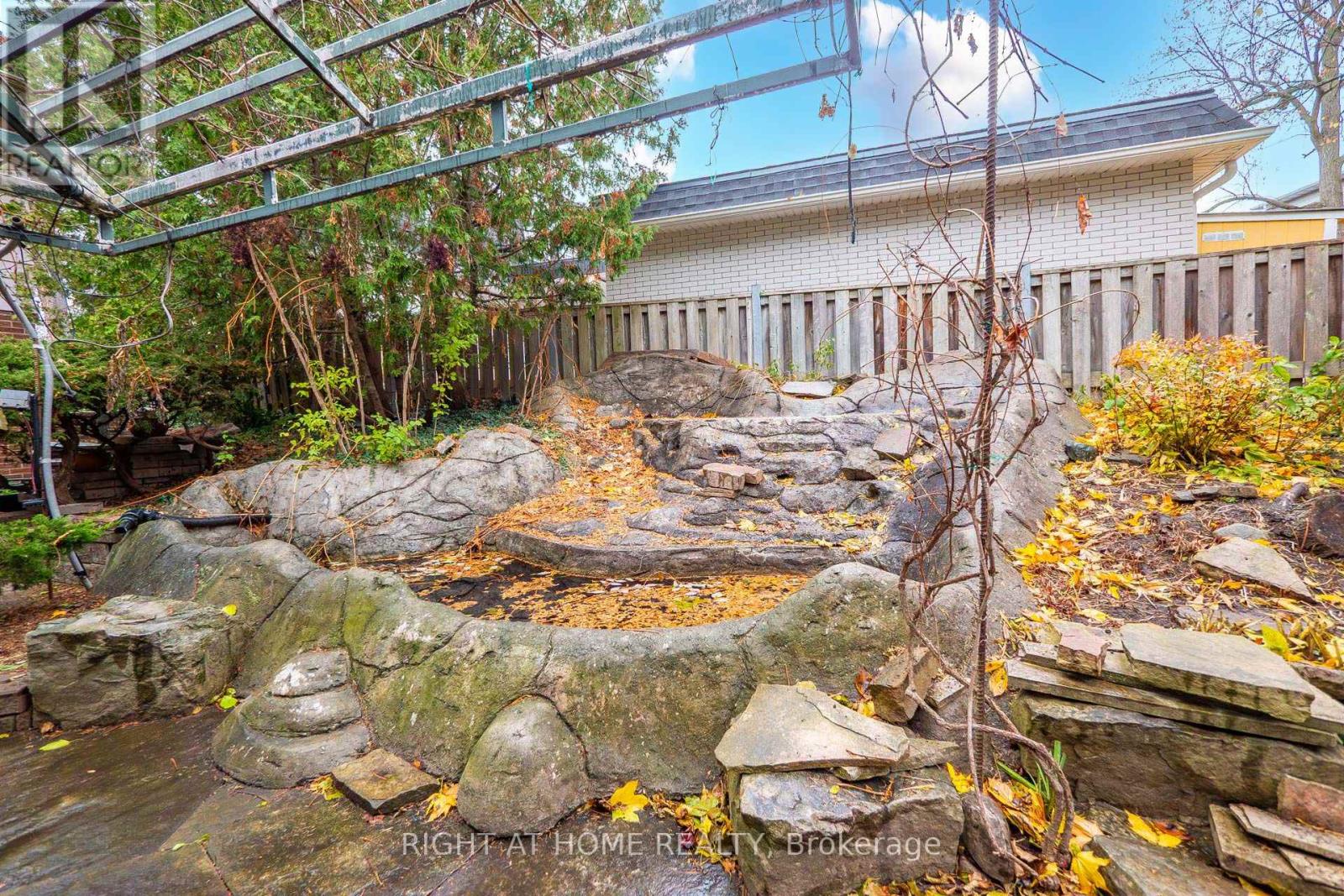 20 Pine Ridge Lane, Brampton, Ontario  L6W 1G6 - Photo 49 - W13141910