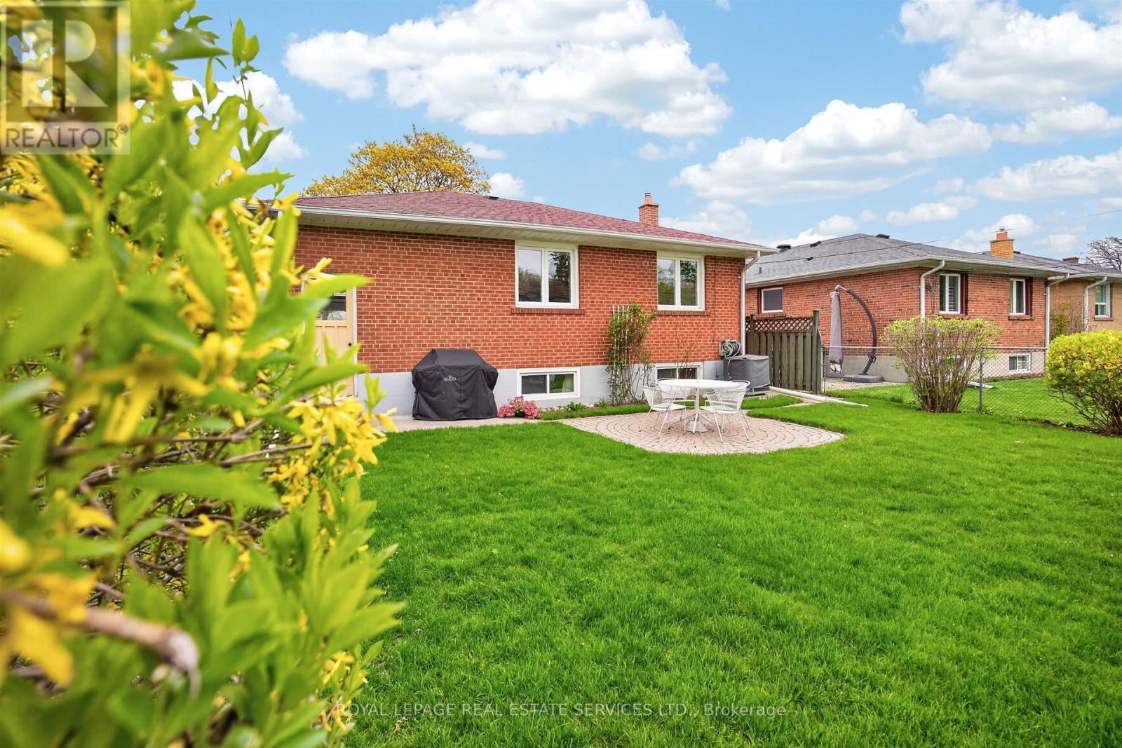 49 Stevenharris Drive, Toronto, Ontario  M9C 1V2 - Photo 29 - W13141912