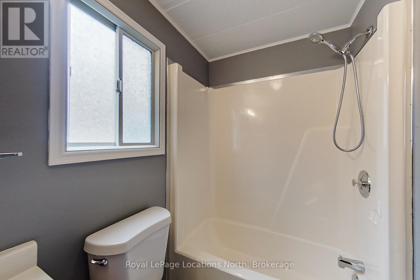 2 Prince Charles Avenue, Springwater, Ontario  L0L 1P0 - Photo 22 - S13094326