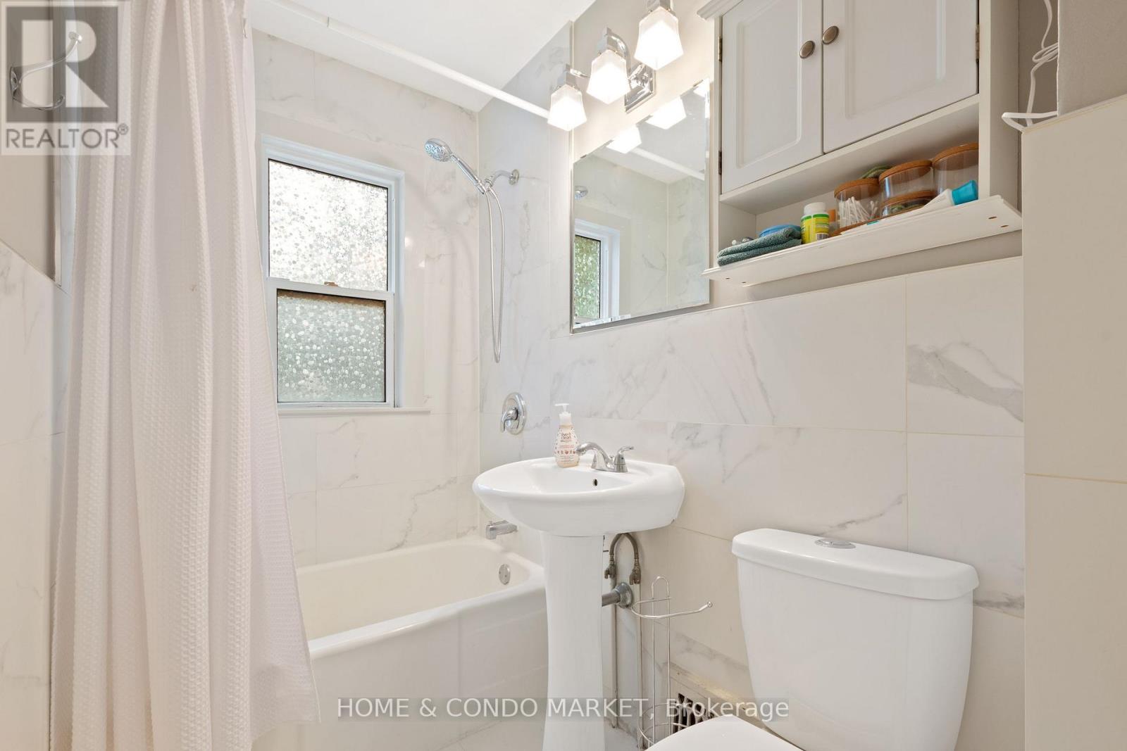 128 Bond Street N, Hamilton, Ontario  L8S 3W5 - Photo 13 - X13141820