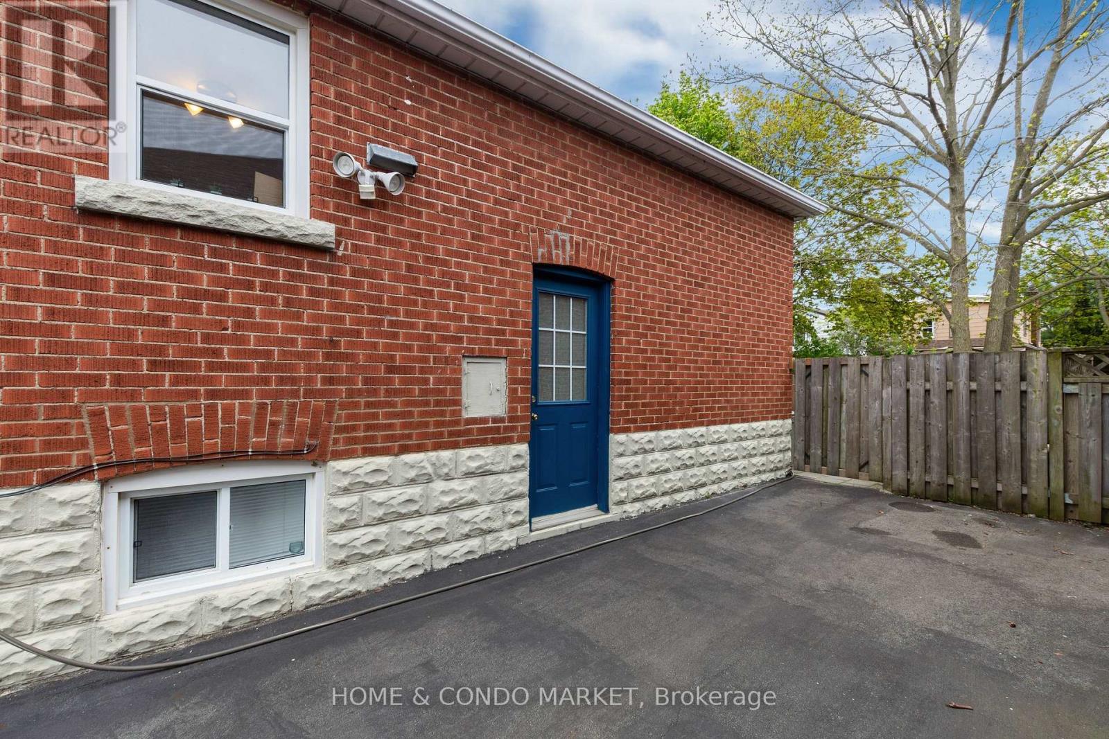 128 Bond Street N, Hamilton, Ontario  L8S 3W5 - Photo 21 - X13141820