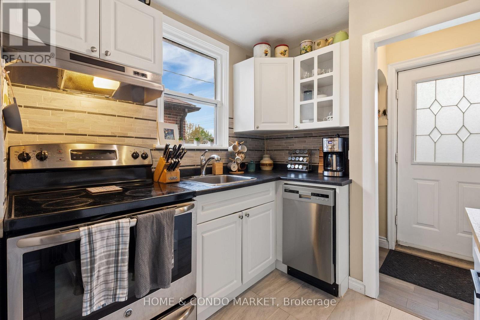128 Bond Street N, Hamilton, Ontario  L8S 3W5 - Photo 8 - X13141820