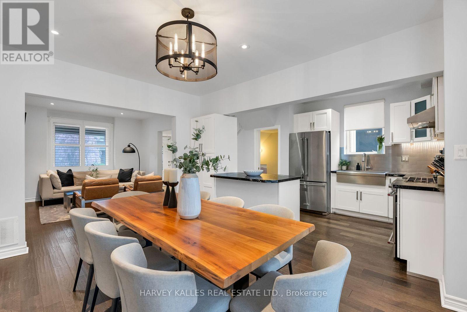 326 GLENHOLME AVENUE, Toronto, Ontario