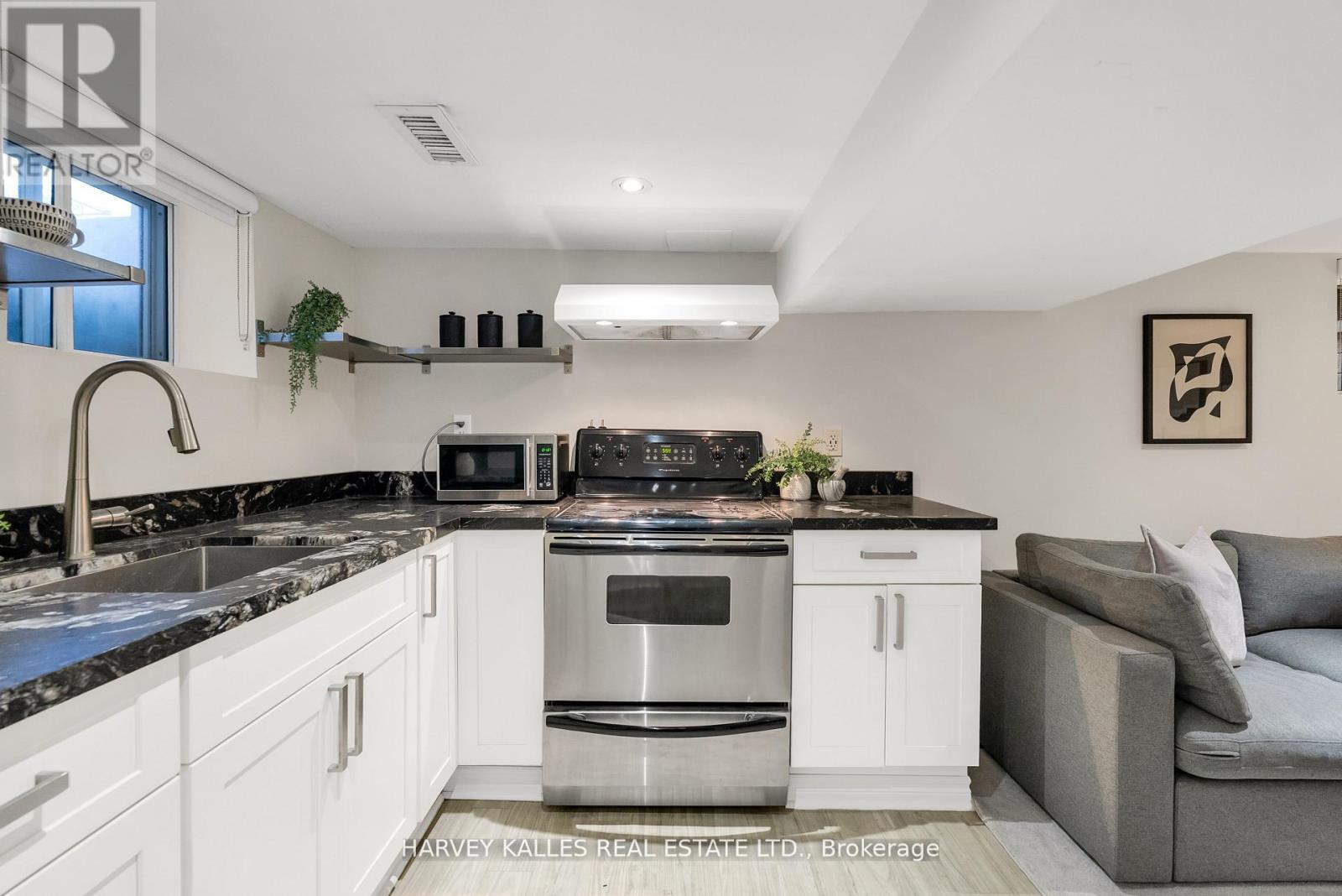 326 Glenholme Avenue, Toronto, Ontario  M6E 3E3 - Photo 36 - C13126444