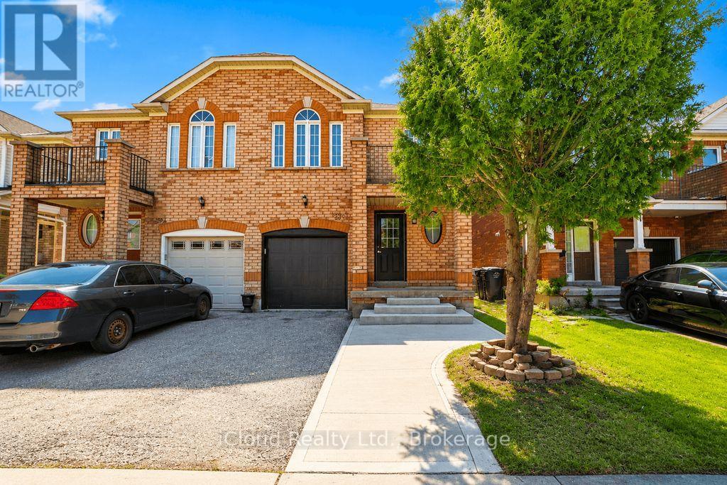3956 Manatee Way, Mississauga, Ontario  L5M 6P5 - Photo 26 - W12921822
