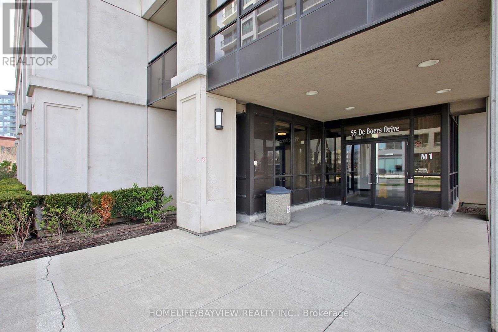 601 - 55 De Boers Drive, Toronto, Ontario  M3J 0G5 - Photo 3 - W13013088