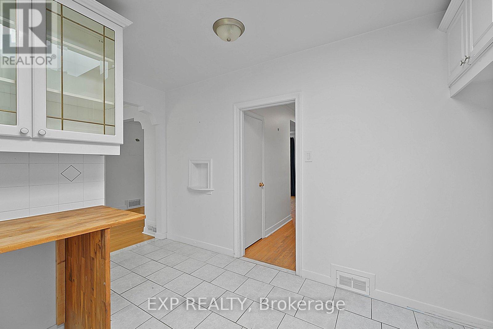 142 Thompson Avenue, Toronto, Ontario  M8Z 3V2 - Photo 23 - W13064606