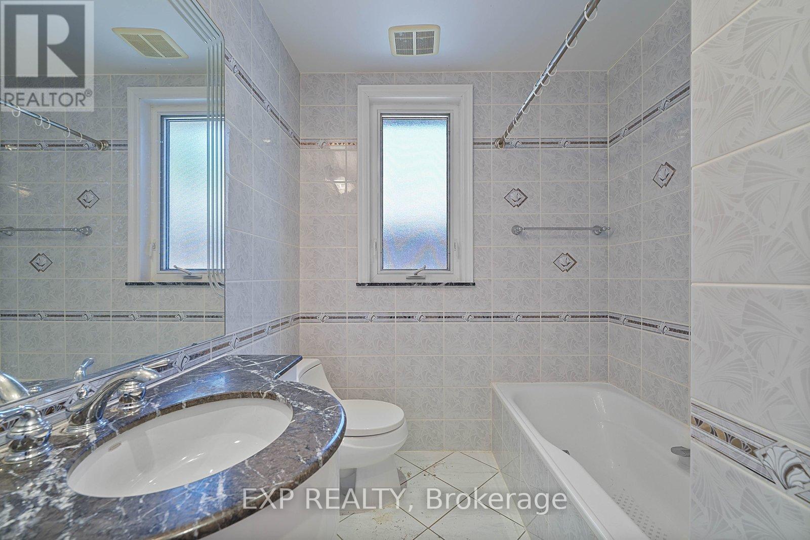 142 Thompson Avenue, Toronto, Ontario  M8Z 3V2 - Photo 28 - W13064606