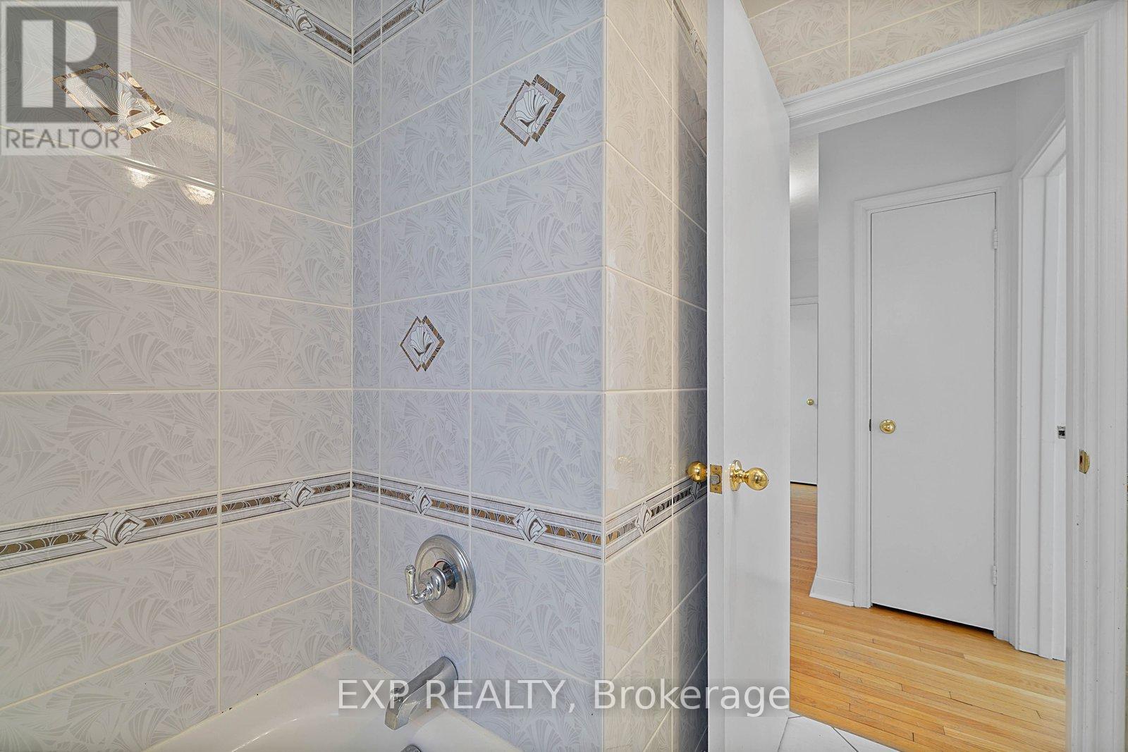 142 Thompson Avenue, Toronto, Ontario  M8Z 3V2 - Photo 29 - W13064606
