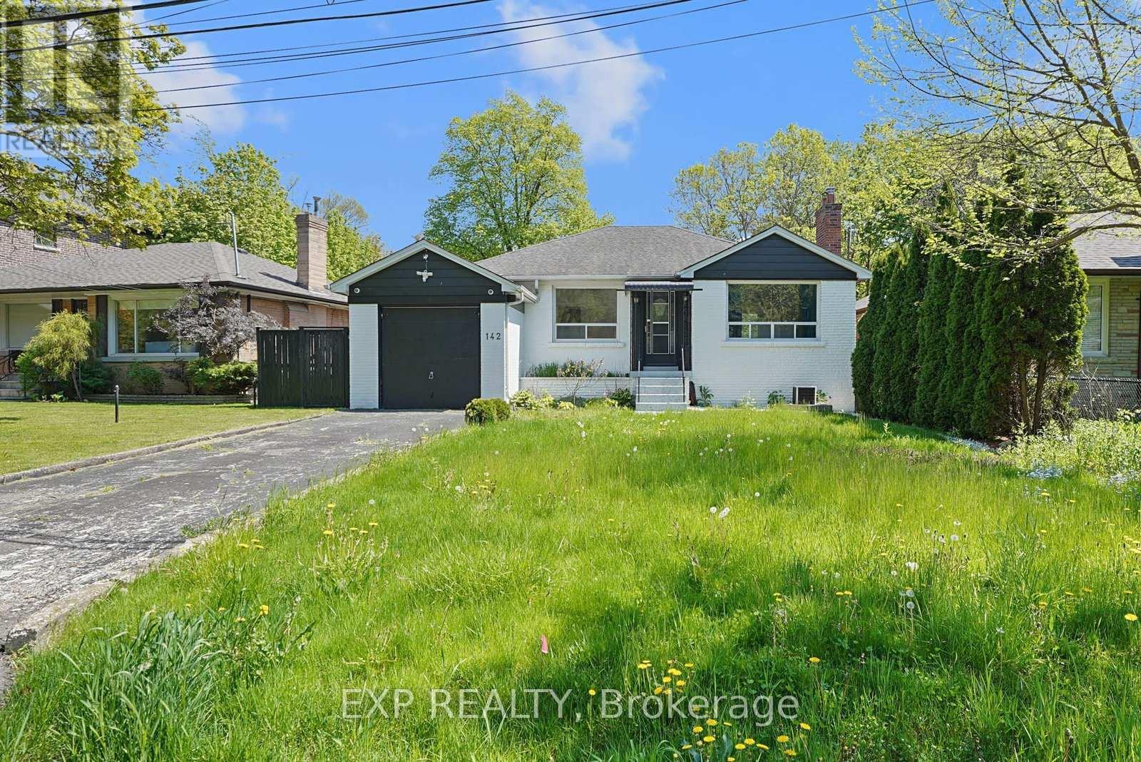 142 Thompson Avenue, Toronto, Ontario  M8Z 3V2 - Photo 3 - W13064606