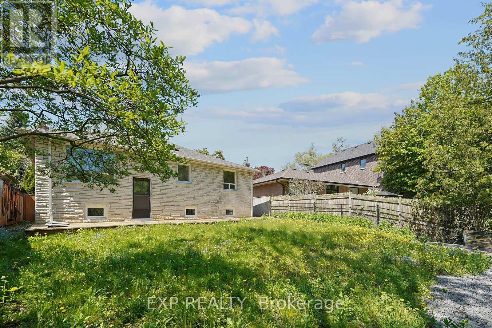 142 Thompson Avenue, Toronto, Ontario  M8Z 3V2 - Photo 39 - W13064606