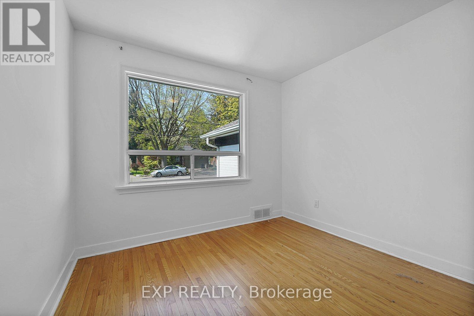 142 Thompson Avenue, Toronto, Ontario  M8Z 3V2 - Photo 33 - W13064606