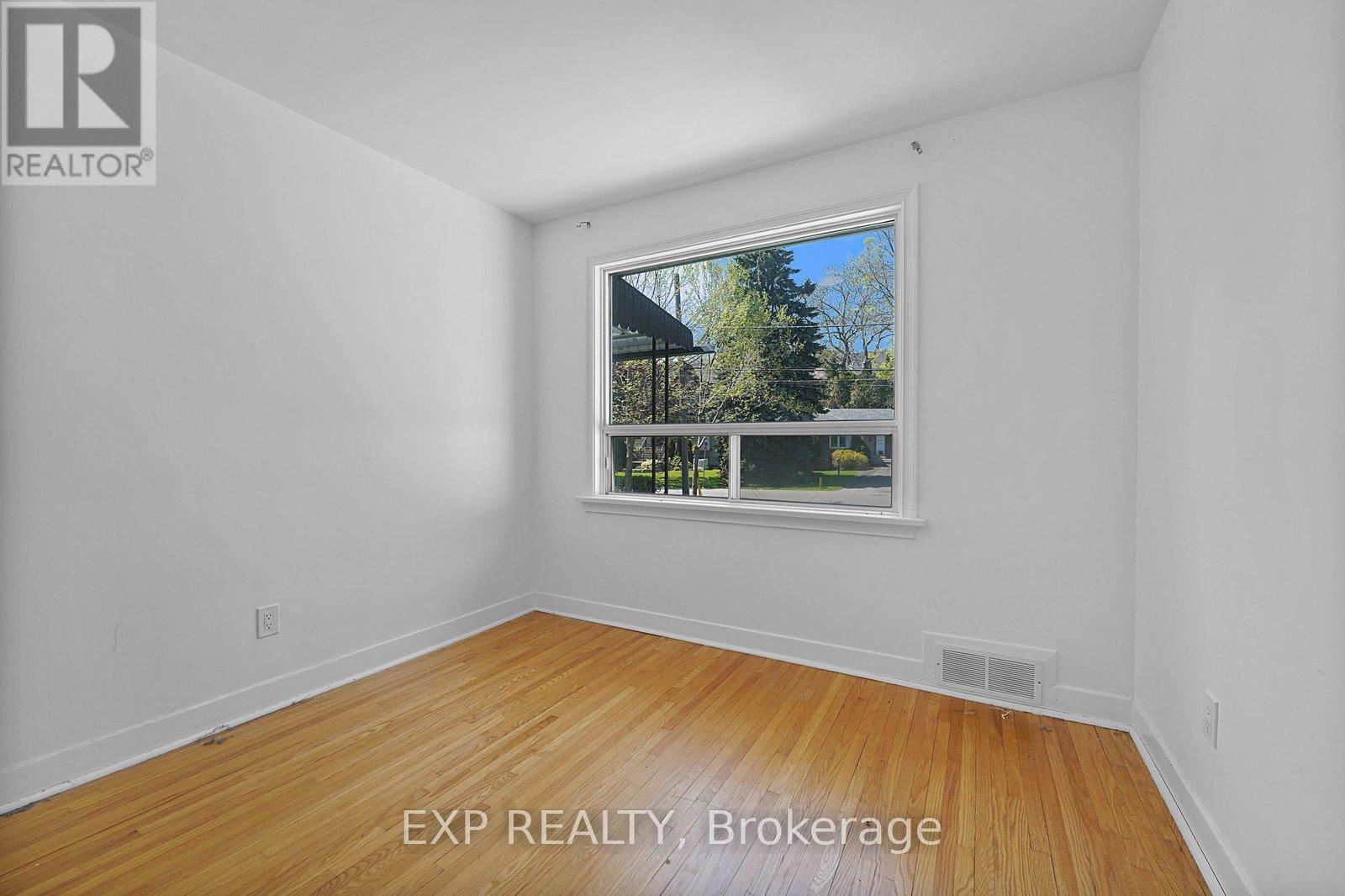 142 Thompson Avenue, Toronto, Ontario  M8Z 3V2 - Photo 30 - W13064606