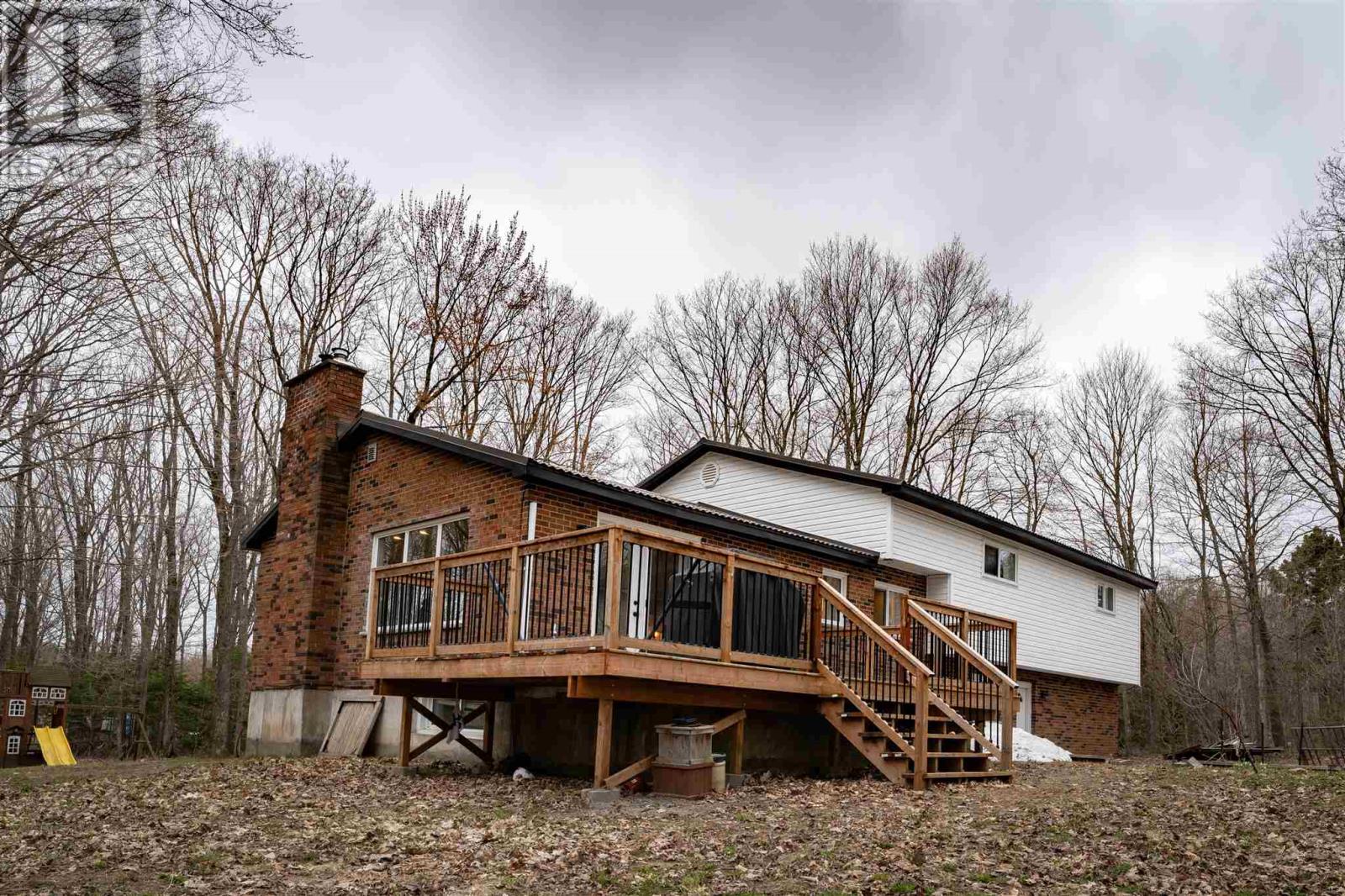 1570 Leigh's Bay Rd, Sault Ste Marie, Ontario P6A 5K8 - Photo 32 - SM261030