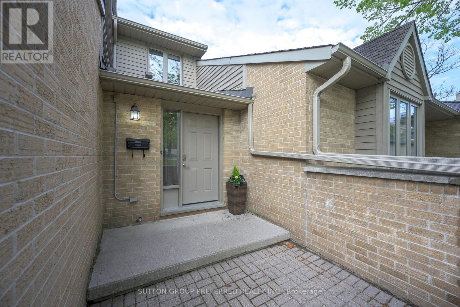 125 - 1500 Richmond Street, London North, Ontario  N6G 4T9 - Photo 3 - X13134706
