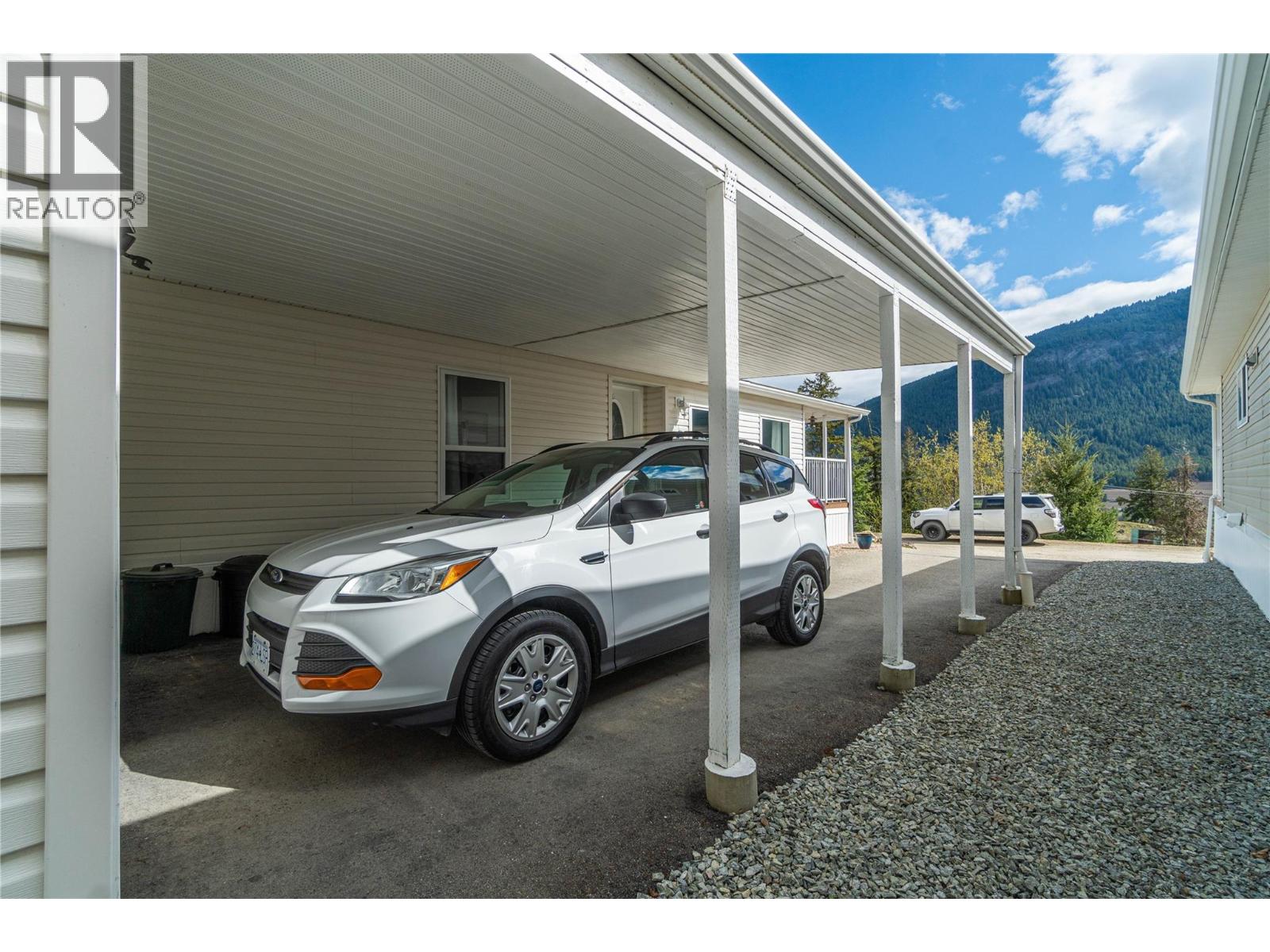 1885 Tappen Notch Hill Road Unit# 2, Tappen, British Columbia  V0E 2X0 - Photo 21 - 10383895