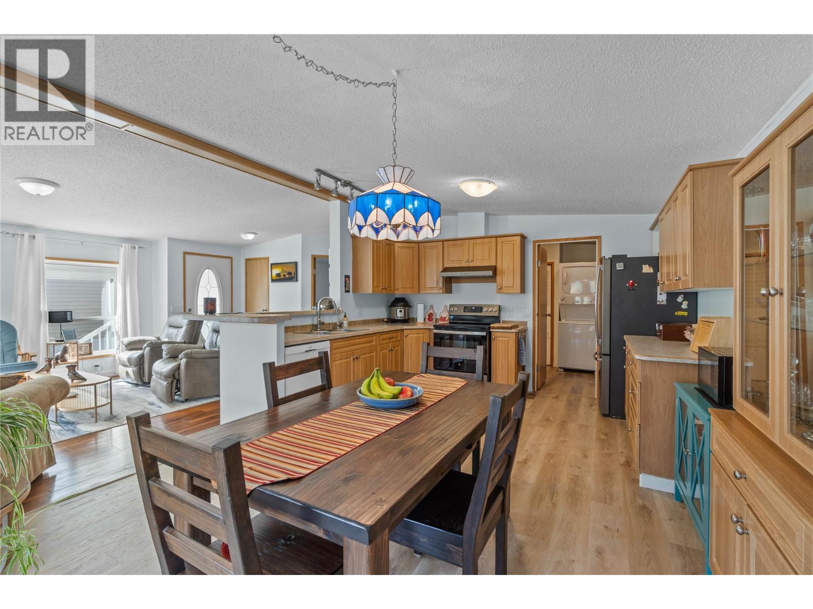 1885 Tappen Notch Hill Road Unit# 2, Tappen, British Columbia  V0E 2X0 - Photo 2 - 10383895