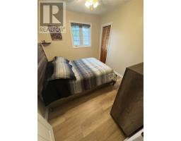 24 Kinsmen Drive