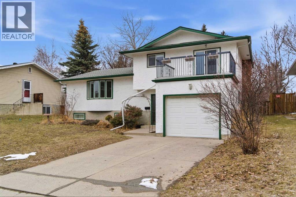 5048 Dalhart Road NW, Calgary, Alberta  T3A 1V8 - Photo 2 - A2304083
